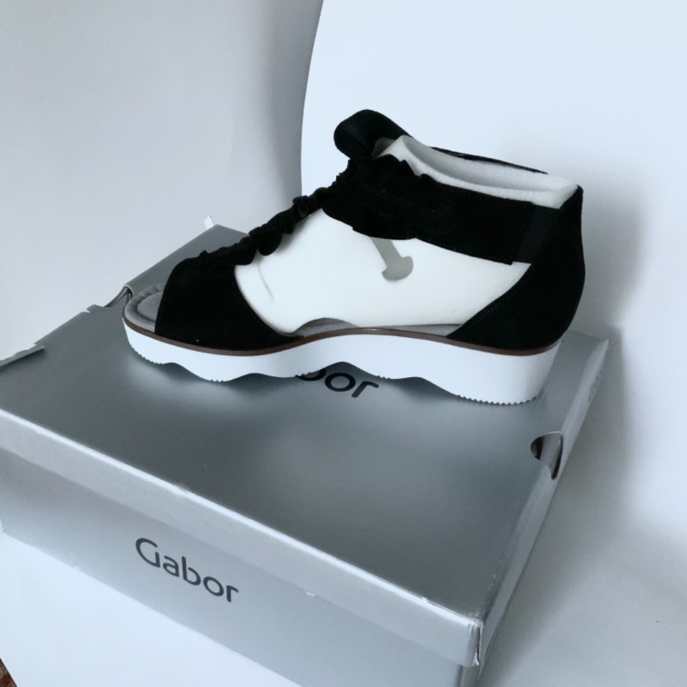 Gabor Samtchevreau Black T-Strap Wedge Flat Sandal - Picture 11 of 11